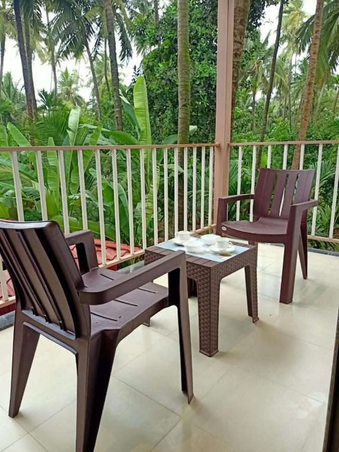 Srushti Sea Villa Resort Diveagar Luaran gambar