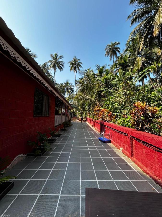 Srushti Sea Villa Resort Diveagar Luaran gambar